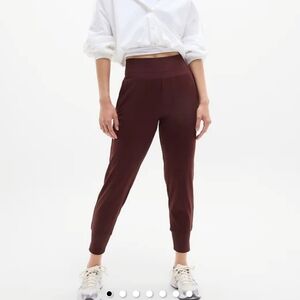 Athleta Venice High Rise Jogger Color Garnet